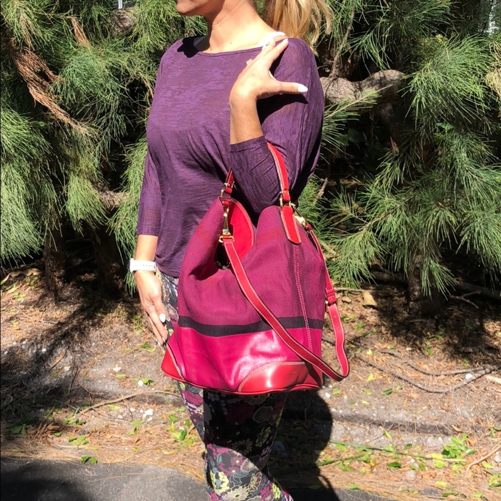 NWT Burberry Tote/Crossbody